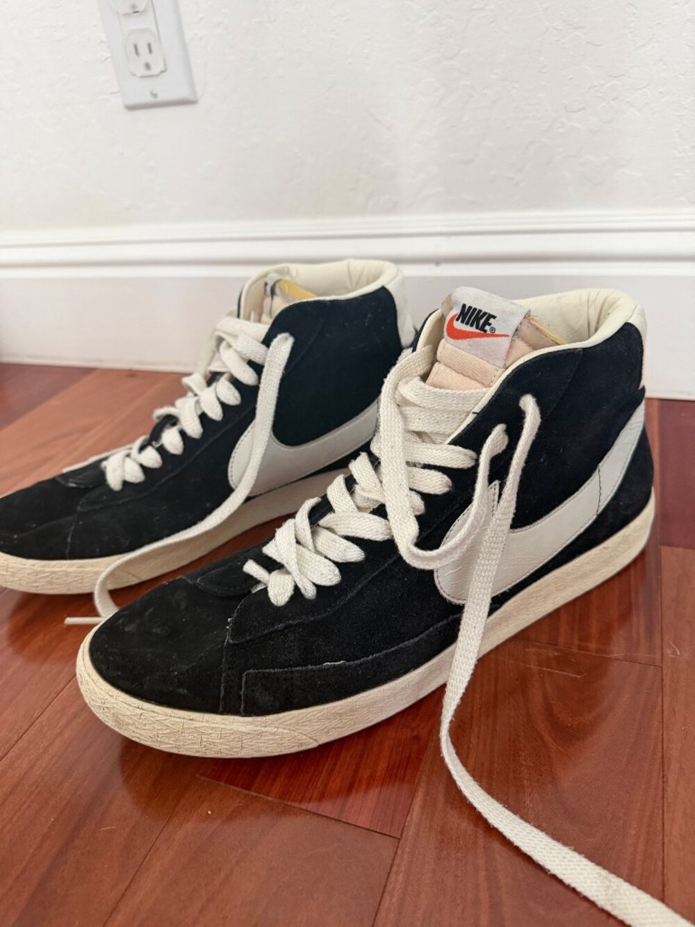 Nike Blazer Mid '77 - Black/White